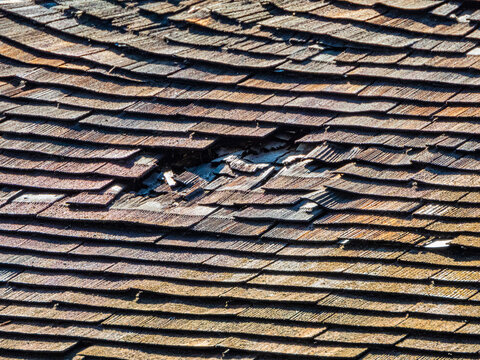 roof tile repair